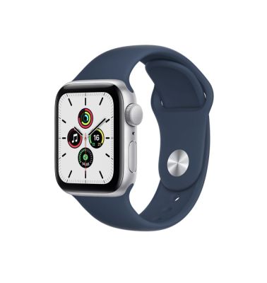 Фото 1 — Apple Watch SE 2020 44 мм спортивный ремешок серебристого цвета