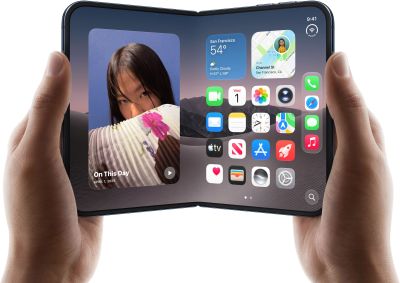 Apple iPhone Duo 1 ТБ, Night Sky — в руках